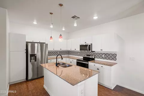 Kitchen - 2304 E Hidalgo Ave, Phoenix, AZ 85040 photo 2 of 6