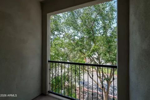 Exterior - 2304 E Hidalgo Ave, Phoenix, AZ 85040 photo 2 of 4