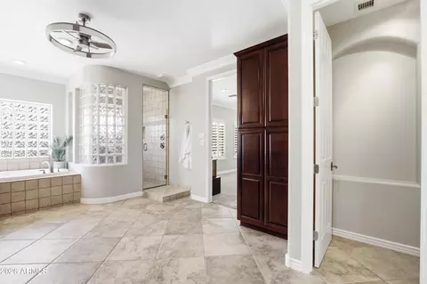 Entry Way - 4353 E Santa Fe Ct, Gilbert, AZ 85297 photo 11 of 13