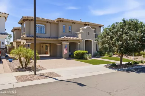 Exterior - 4353 E Santa Fe Ct, Gilbert, AZ 85297 photo 3 of 32