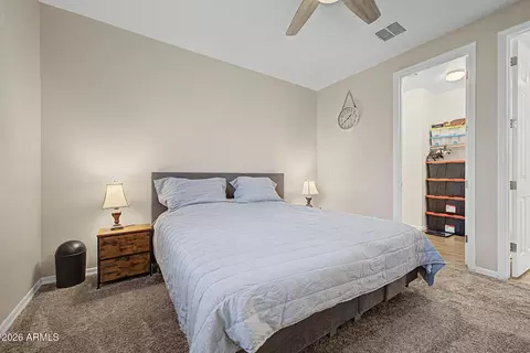 Bedroom - 7641 W Odeum Ln, Phoenix, AZ 85043 photo 8 of 9