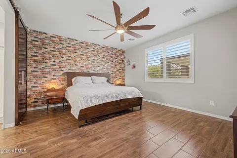 Bedroom - 7641 W Odeum Ln, Phoenix, AZ 85043 photo 1 of 9