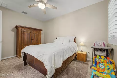 Bedroom - 7641 W Odeum Ln, Phoenix, AZ 85043 photo 5 of 9