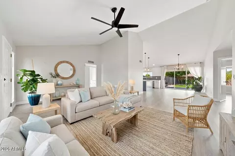 Living - 7144 S Juniper St, Tempe, AZ 85283 photo 1 of 7