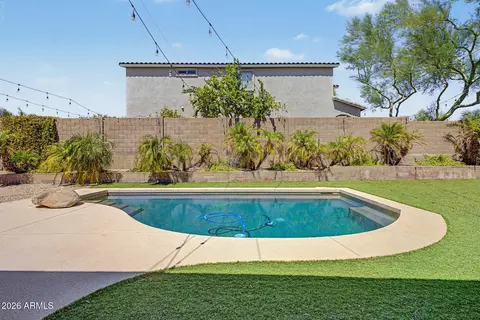 Exterior - 4038 Expedition Way, Phoenix, AZ 85050 photo 7 of 14