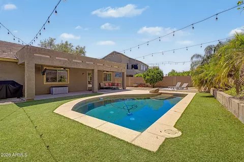 Exterior - 4038 Expedition Way, Phoenix, AZ 85050 photo 8 of 14