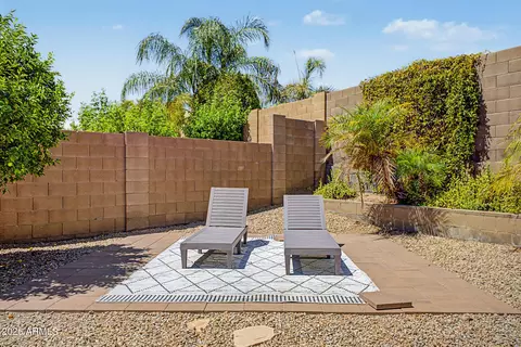 Exterior - 4038 Expedition Way, Phoenix, AZ 85050 photo 9 of 14