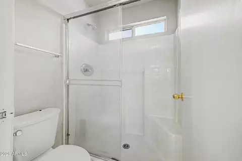Bath - 297 W Washington Ave, Gilbert, AZ 85233 photo 2 of 3