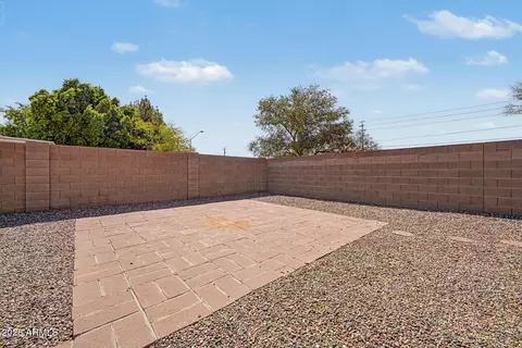 Exterior - 297 W Washington Ave, Gilbert, AZ 85233 photo 3 of 6