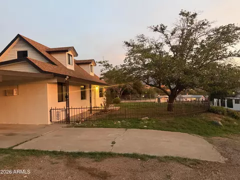 Exterior - 1402 E Mesquite St, Globe, AZ 85501 photo 2 of 3
