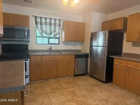 Kitchen - 1402 E Mesquite St, Globe, AZ 85501 photo 3 of 3