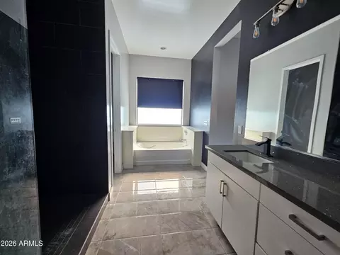 Bath - 10456 E Corbin Ave, Mesa, AZ 85212 photo 4 of 4