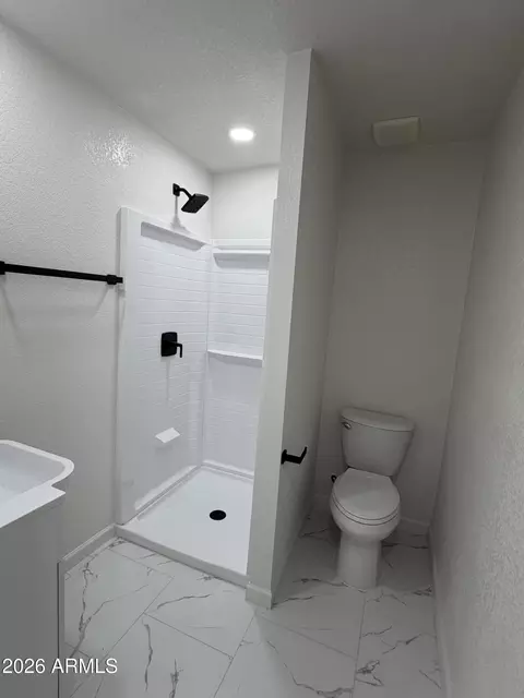 Bath - 3749 W Osborn Rd, Phoenix, AZ 85019 photo 1 of 2