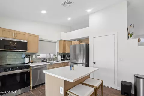 Kitchen - 10727 El Moro Ave, Mesa, AZ 85208 photo 3 of 5