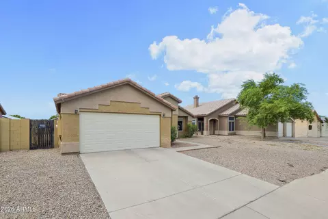 Exterior - 10727 El Moro Ave, Mesa, AZ 85208 photo 2 of 5