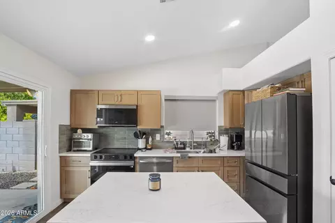Kitchen - 10727 El Moro Ave, Mesa, AZ 85208 photo 4 of 5