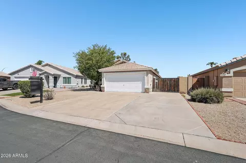 15984 W Smokey Dr, Surprise, AZ 85374