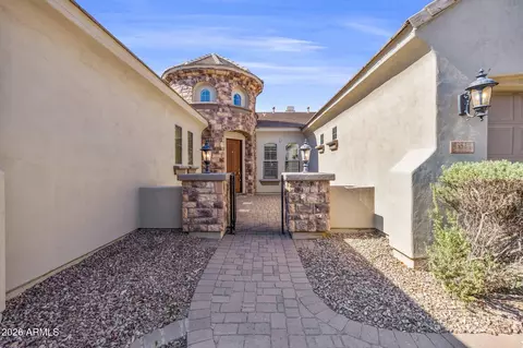 Exterior - 4352 E Santa Fe Ct, Gilbert, AZ 85297 photo 3 of 13