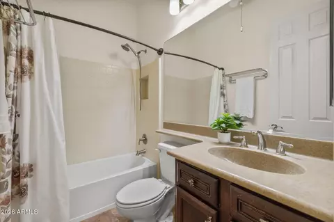 Bath - 4352 E Santa Fe Ct, Gilbert, AZ 85297 photo 3 of 4