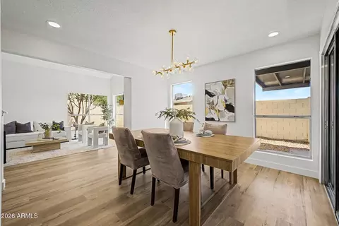 Dining - 601 E Wescott Dr, Phoenix, AZ 85024 photo 3 of 4