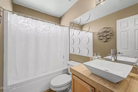 Bath - 2253 E Heston Dr, Phoenix, AZ 85024 photo 3 of 3