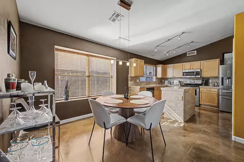 Dining - 2253 E Heston Dr, Phoenix, AZ 85024 photo 2 of 2