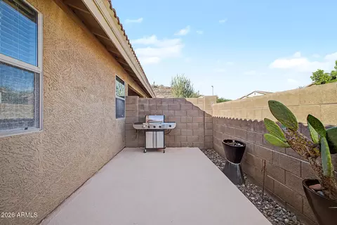 Exterior - 2253 E Heston Dr, Phoenix, AZ 85024 photo 5 of 7