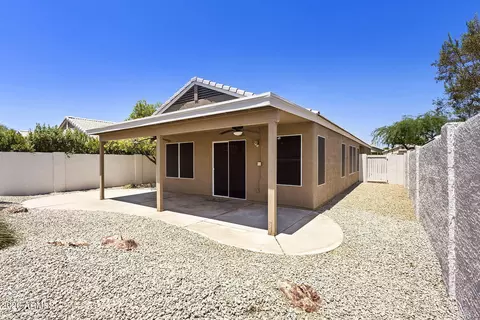Exterior - 4337 E Campo Bello Dr, Phoenix, AZ 85032 photo 7 of 13