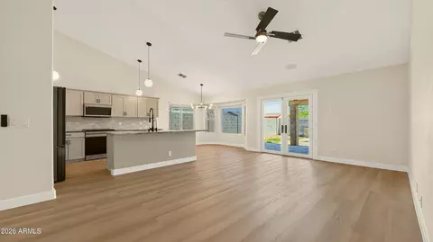 Living - 10851 E Cholla Rd, Mesa, AZ 85207 photo 3 of 10