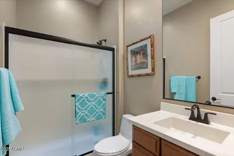 Bath - 3663 E Strawberry Dr, Gilbert, AZ 85298 photo 3 of 4