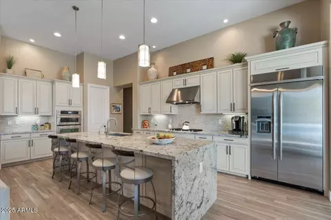 Kitchen - 3663 E Strawberry Dr, Gilbert, AZ 85298 photo 2 of 7