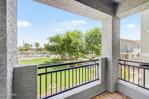 Exterior - 2402 E 5th St #1561, Tempe, AZ 85281 photo 4 of 13
