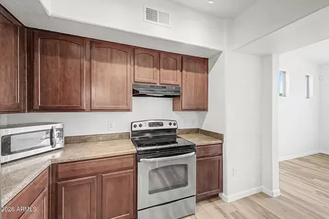Kitchen - 2402 E 5th St #1561, Tempe, AZ 85281 photo 3 of 4