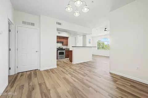 Dining - 2402 E 5th St #1561, Tempe, AZ 85281 photo 1 of 1