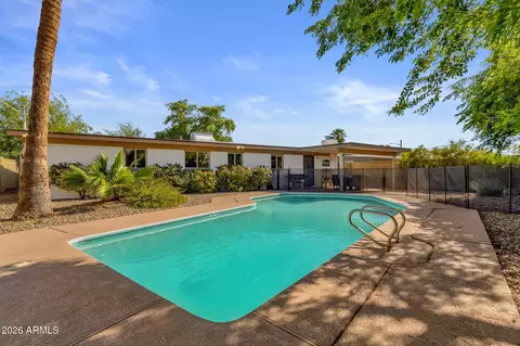 Exterior - 3314 E Holly St, Phoenix, AZ 85008 photo 6 of 7