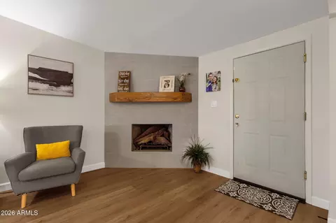 Entry Way - 3314 E Holly St, Phoenix, AZ 85008 photo 4 of 4