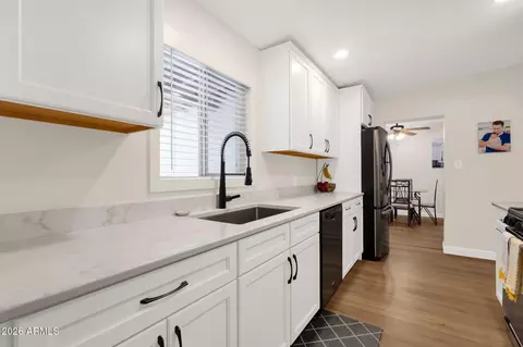 Kitchen - 3314 E Holly St, Phoenix, AZ 85008 photo 2 of 3