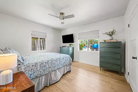 Bedroom - 321 E Whitton Ave, Phoenix, AZ 85012 photo 1 of 5