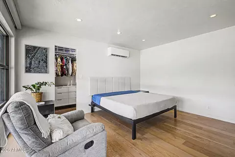 Bedroom - 321 E Whitton Ave, Phoenix, AZ 85012 photo 5 of 5