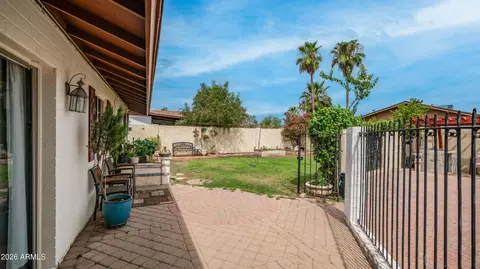 Exterior - 2908 E Cactus Rd, Phoenix, AZ 85032 photo 5 of 13