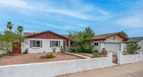 Exterior - 2908 E Cactus Rd, Phoenix, AZ 85032 photo 2 of 13