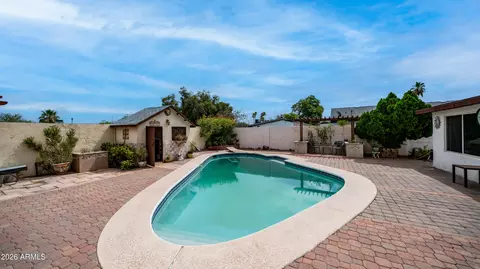 Exterior - 2908 E Cactus Rd, Phoenix, AZ 85032 photo 11 of 13