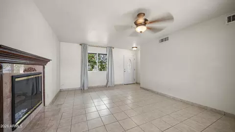 Living - 2908 E Cactus Rd, Phoenix, AZ 85032 photo 1 of 6