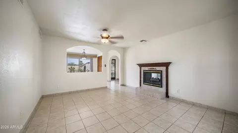 Living - 2908 E Cactus Rd, Phoenix, AZ 85032 photo 2 of 6