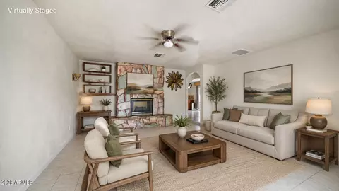 Living - 2908 E Cactus Rd, Phoenix, AZ 85032 photo 6 of 6