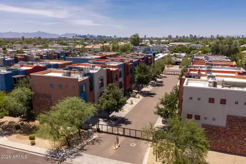 View/Area - 3441 E Avalon Dr, Phoenix, AZ 85018 photo 1 of 3