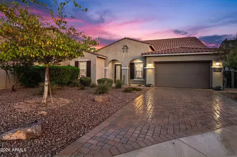 12879 W Pasaro Dr, Peoria, AZ 85383