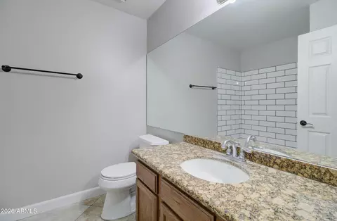 Bath - 4509 E Pearce Rd, Phoenix, AZ 85044 photo 5 of 7