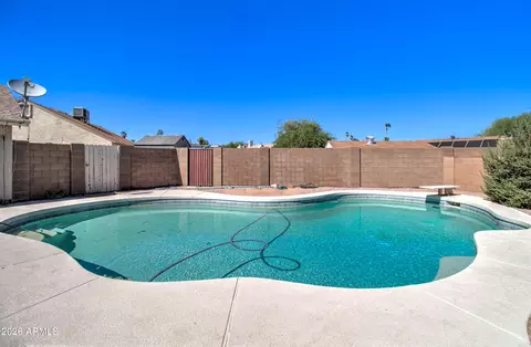 Exterior - 4509 E Pearce Rd, Phoenix, AZ 85044 photo 9 of 10