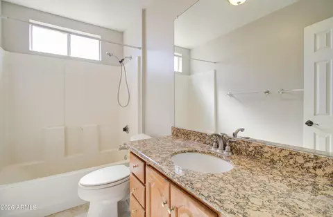 Bath - 4509 E Pearce Rd, Phoenix, AZ 85044 photo 4 of 7